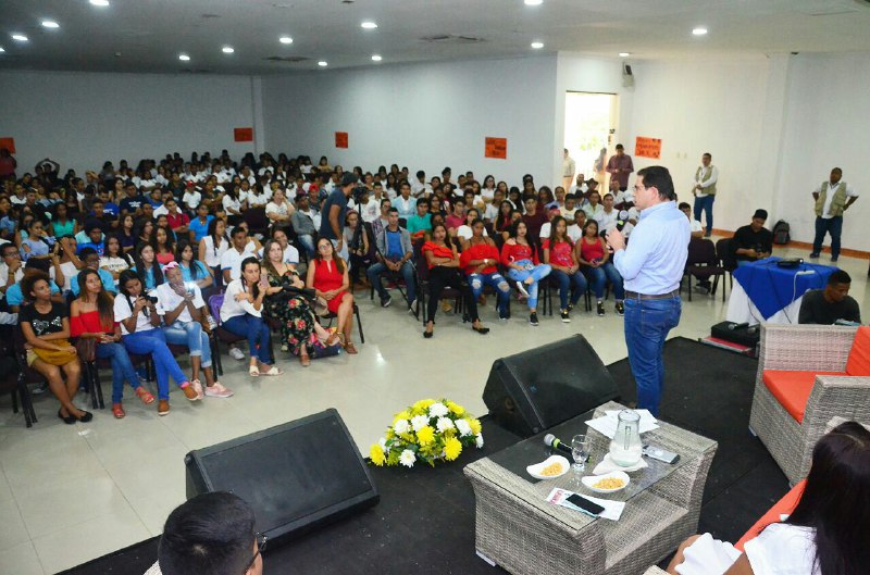 Más de 600 jóvenes firmaron compromiso de cara a los 500 de Santa Marta Más de 600 jóvenes firmaron compromiso de cara a los 500 de Santa Marta