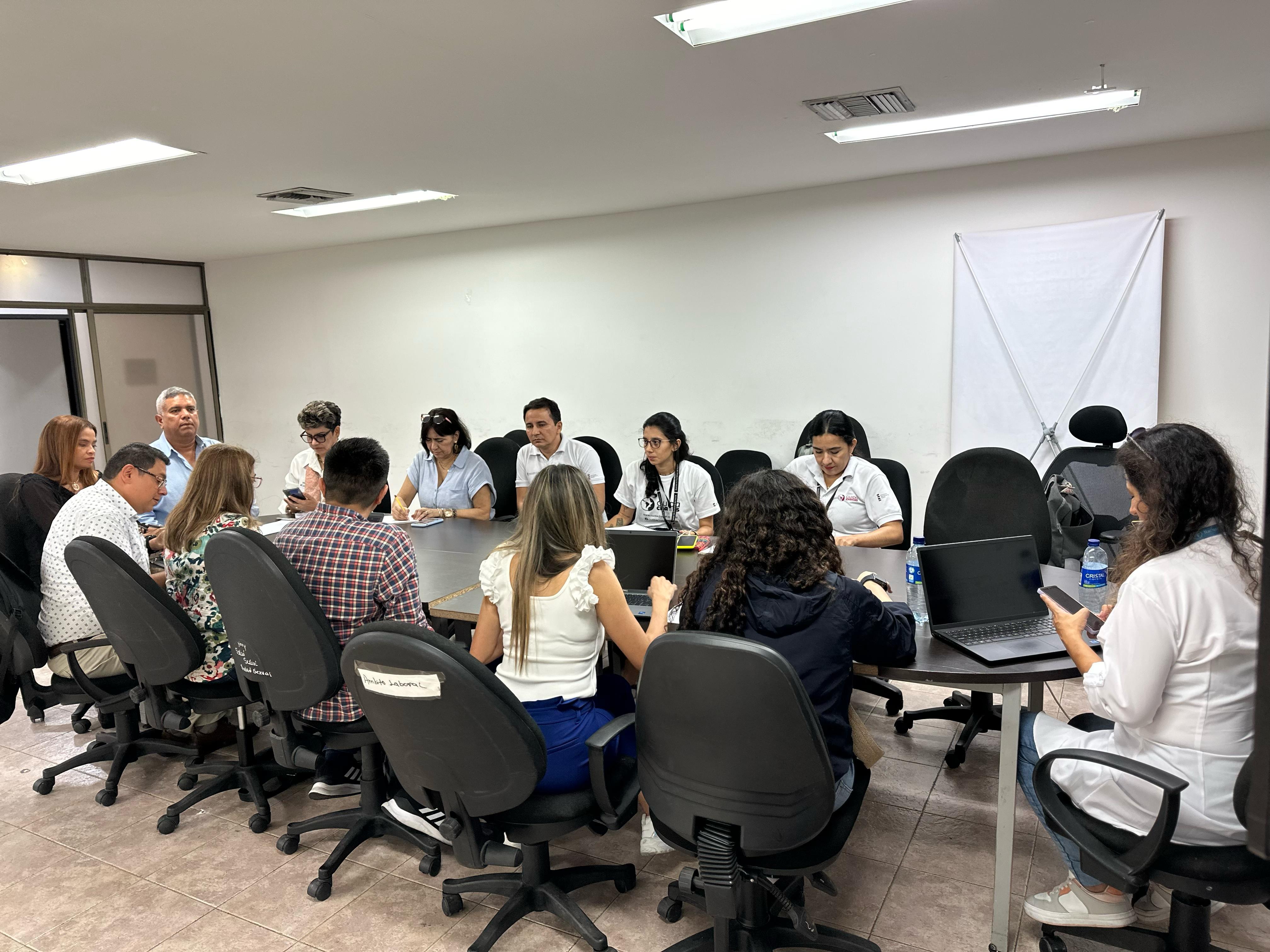 Mesa_de_trabajo_para_el_control_del_Chagas_en_Santa_Marta