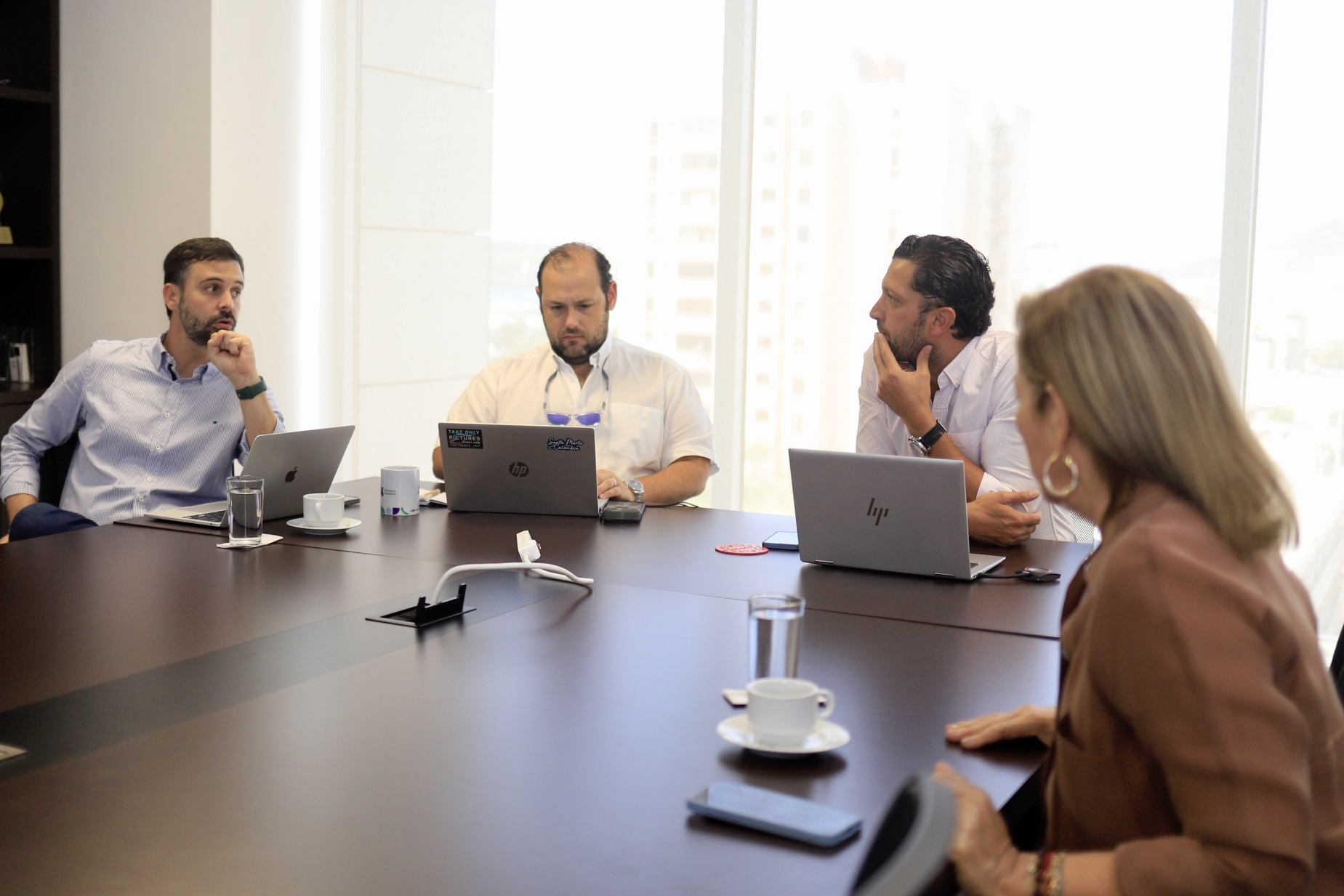 Secretaría de Desarrollo Económico y Competitividad y gremios de la ciudad impulsan agenda para el fortalecimiento empresarial Secretaría de Desarrollo Económico y Competitividad y gremios de la ciudad impulsan agenda para el fortalecimiento empresarial