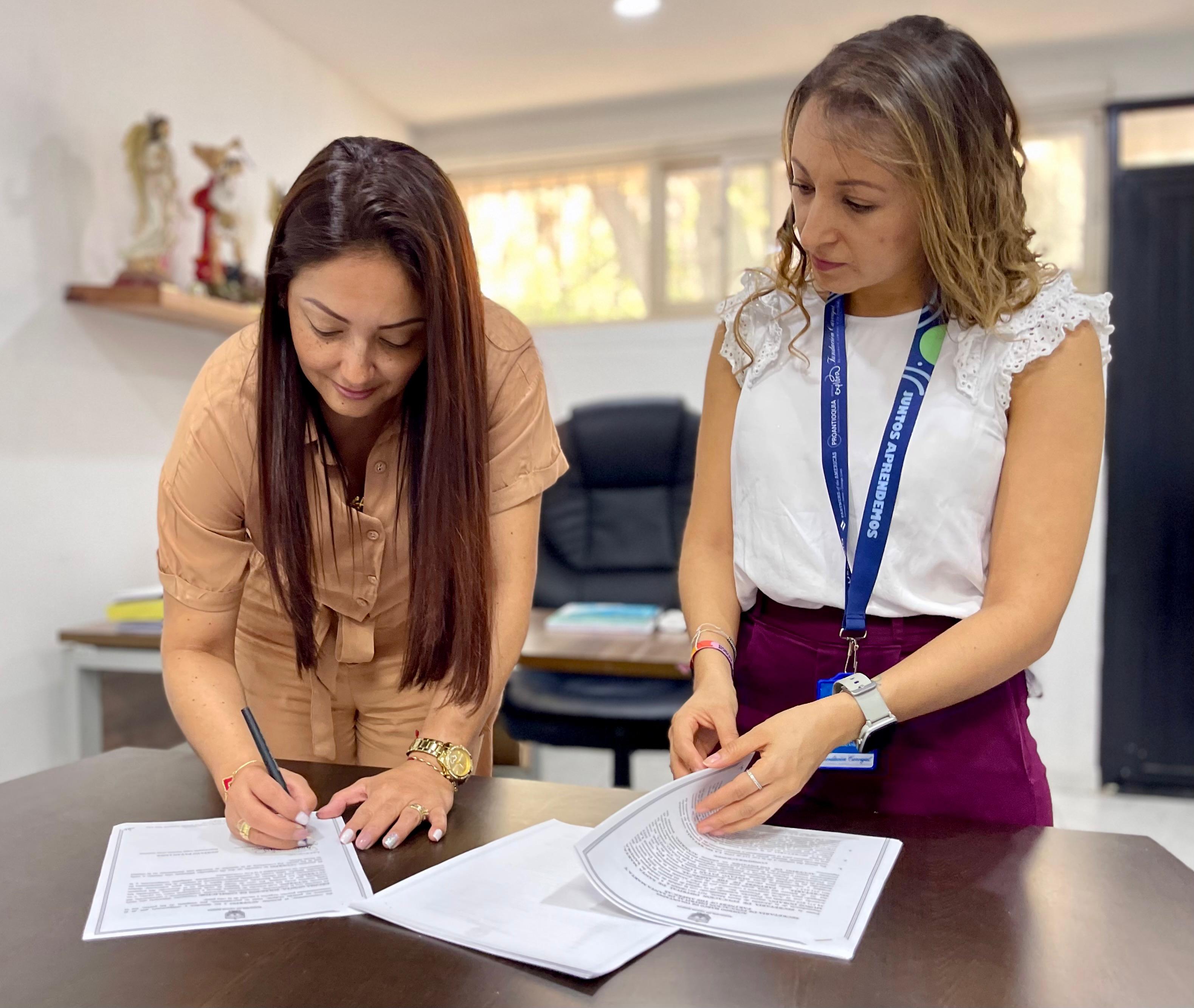    ¡Por primera vez! Secretaría de Educación formaliza Acuerdo de Voluntades con Usaid en beneficio de estudiantes y docentes 