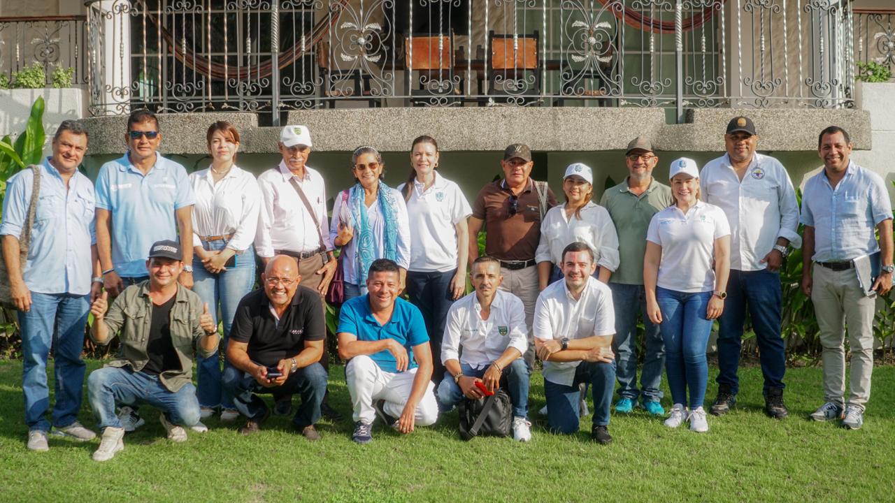 Funcionarios_de_la_Alcaldía_Distrital_presentaron_15_proyectos_estratégicos_a_líderes_rurales