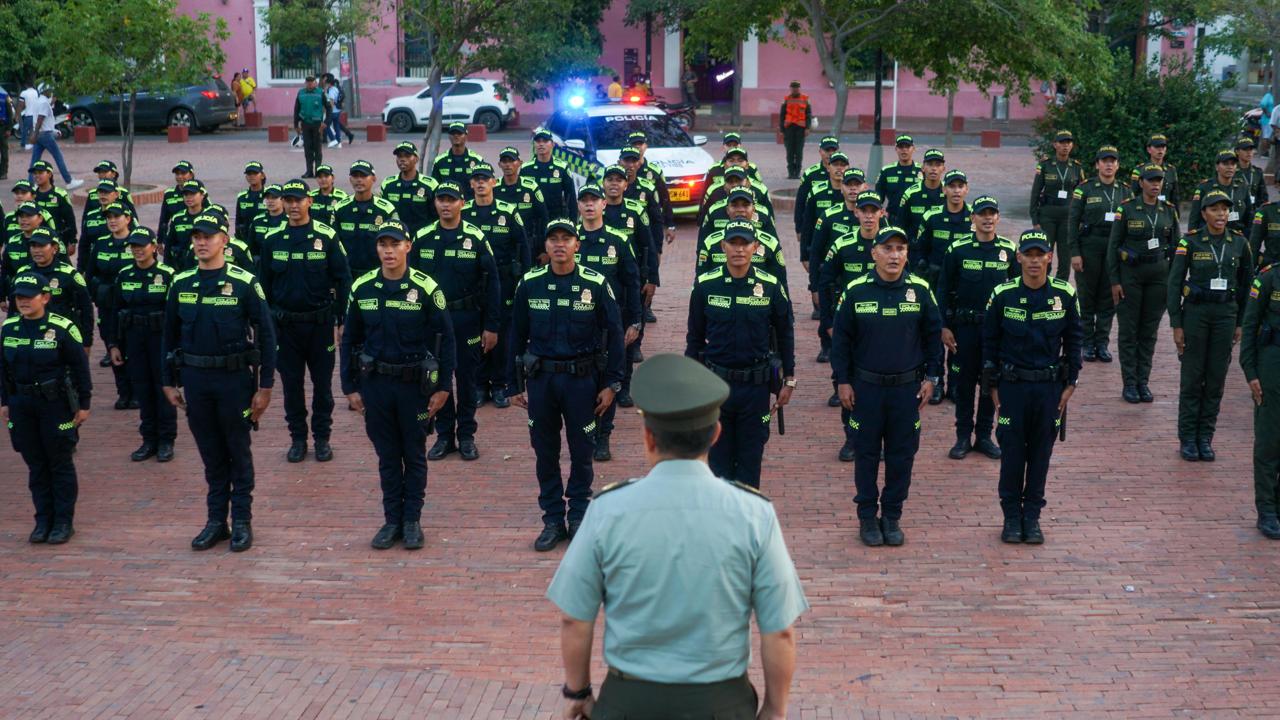 150 policías llegan a fortalecer la seguridad en Santa Marta