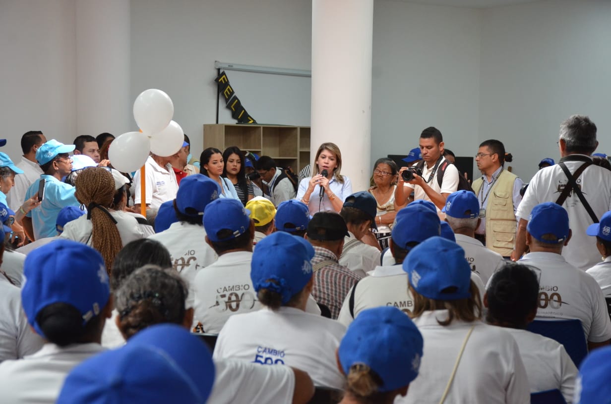 Alcaldesa Virna Johnson anuncia 2000 nuevos cupos para el subsidio del adulto mayor Alcaldesa Virna Johnson anuncia 2000 nuevos cupos para el subsidio del adulto mayor