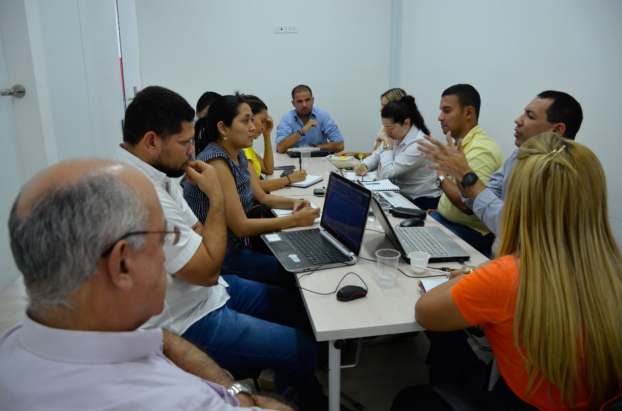 Mesas de trabajo Essmar-Gobernación para coordinar trabajos respecto a obras de la cra 4