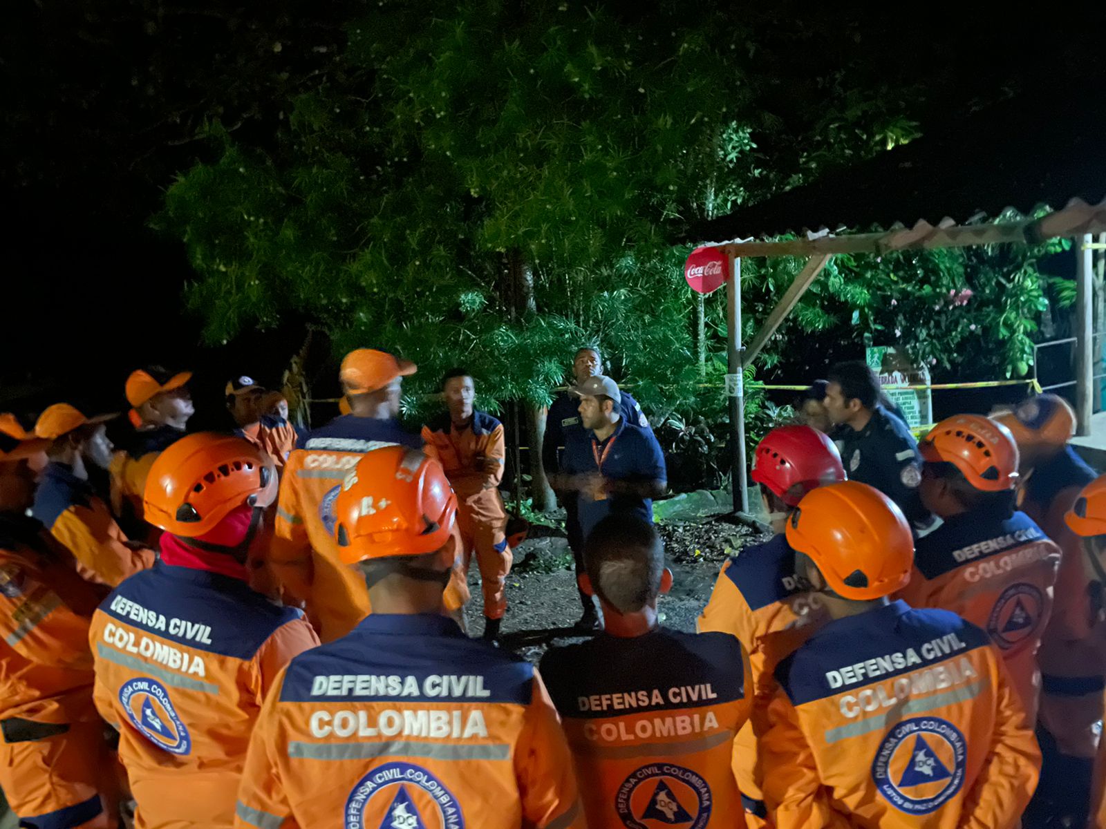 Alcaldía atiende a población afectada por crecientes súbitas en la zona rural del Distrito