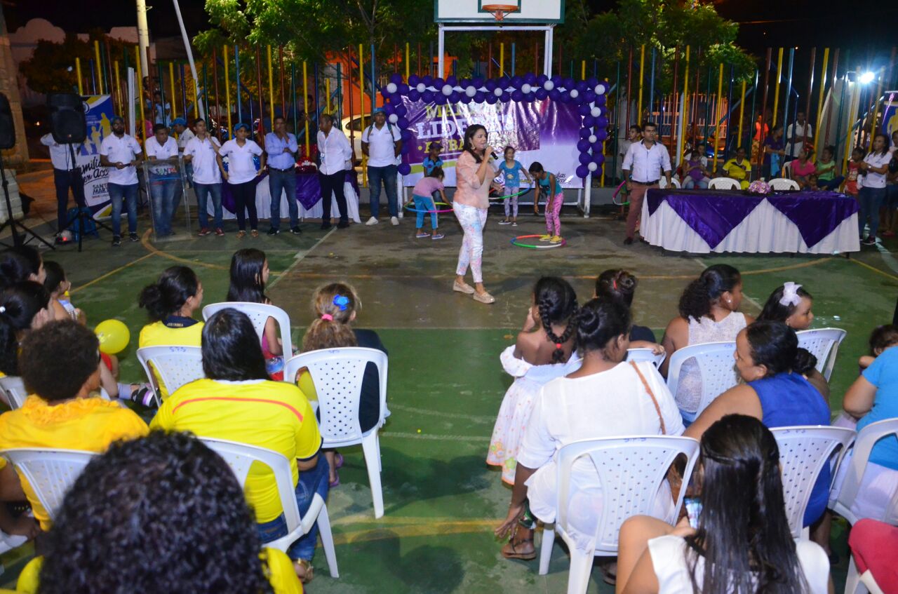 Distrito lideró la estrategia Madres Lideres al Barrio Distrito lideró la estrategia Madres Lideres al Barrio