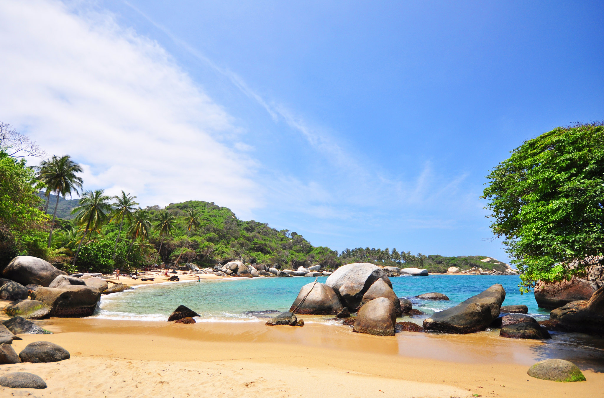 La hermosa playa del Parque Tayrona, uno de los sitios turísticos más emblemáticos