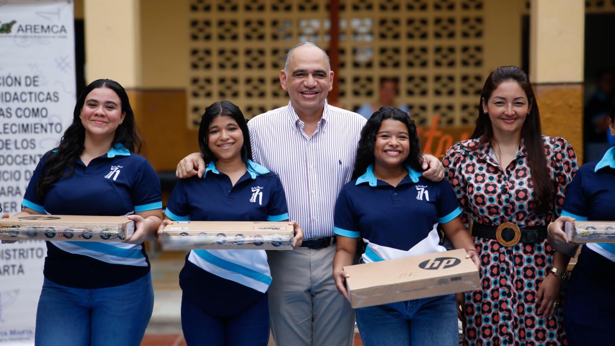 Alcaldía de Santa Marta subsidia Pruebas Saber y PreSaber: más de 9 mil estudiantes se benefician