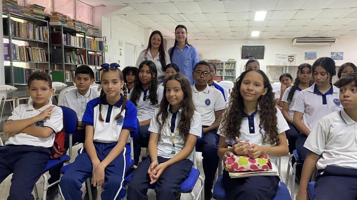 Secretaría de la Mujer lanza ‘Transformando Realidades’ en instituciones educativas para prevenir violencias de género 