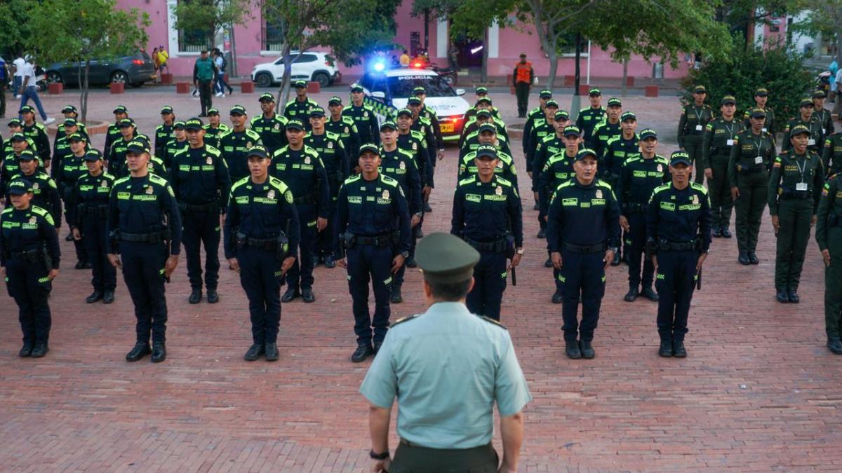 150 policías llegan a fortalecer la seguridad en Santa Marta