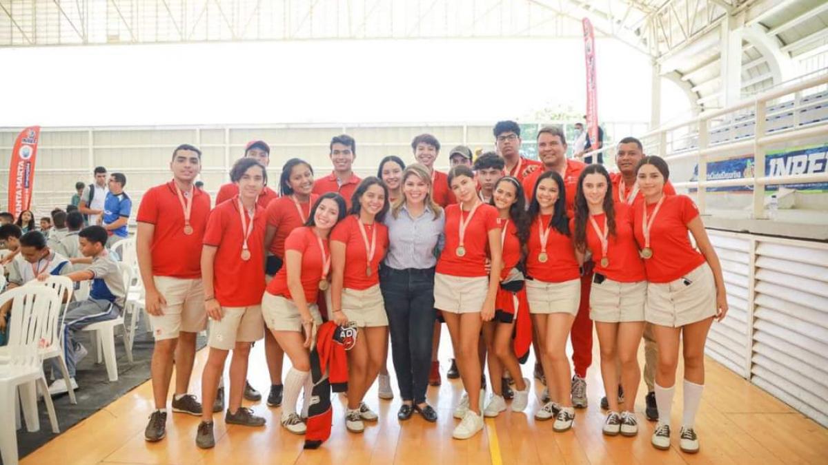 Alcaldesa lideró clausura de los Juegos Intercolegiados Distritales 2022