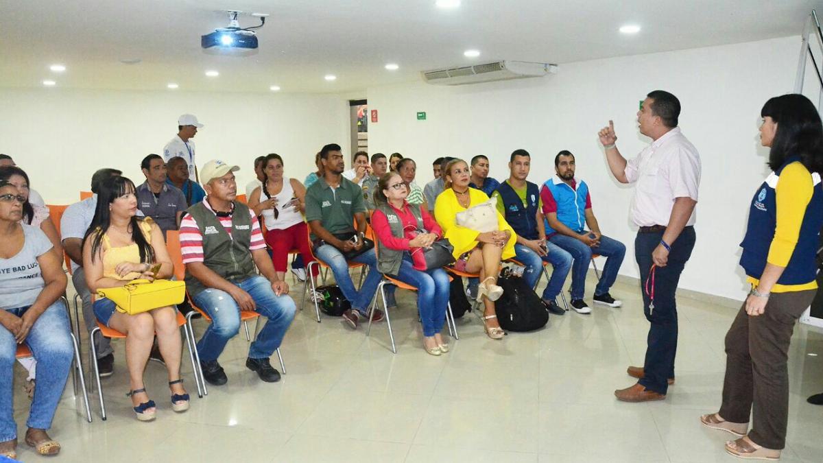 Indetur y Alcaldía iniciaron socialización del decreto 208 en El Rodadero